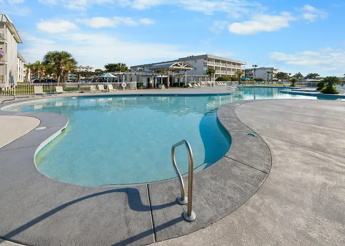 Perfect Getaway With Pools, Hot Tubs And Access * Gulf Shores