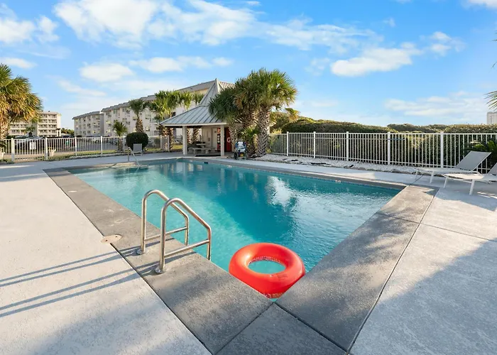 Perfect Getaway With Pools, Hot Tubs And Access Holiday home