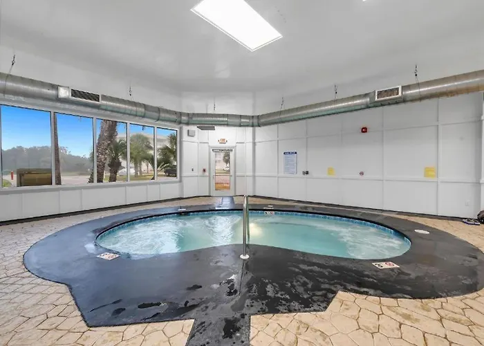 Perfect Getaway With Pools, Hot Tubs And Access * Gulf Shores