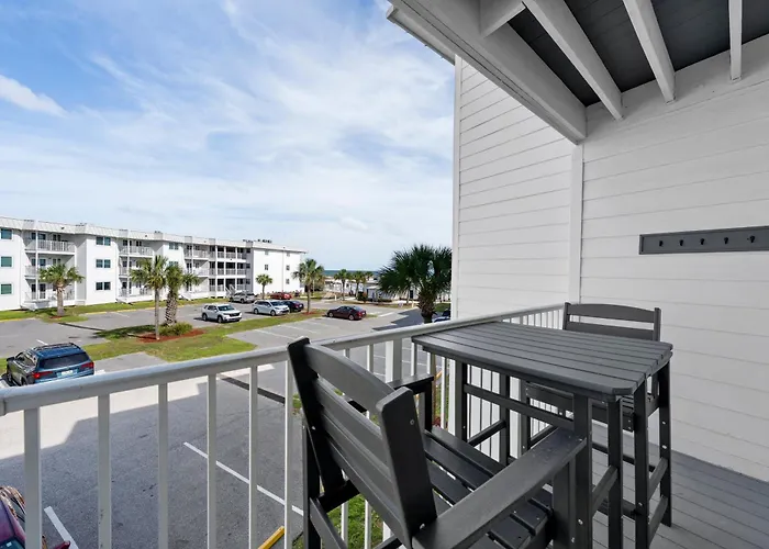 Perfect Getaway With Pools, Hot Tubs And Access * Gulf Shores
